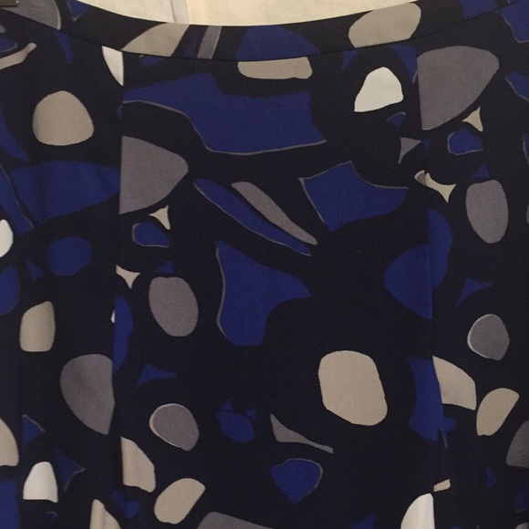 Skirt - Picture 3 of 7